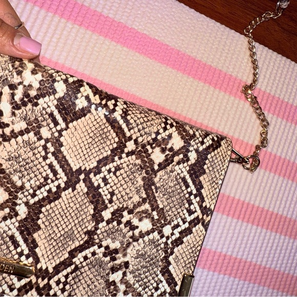 Steve Madden Brown Snakeskin Clutch - Picture 7 of 12